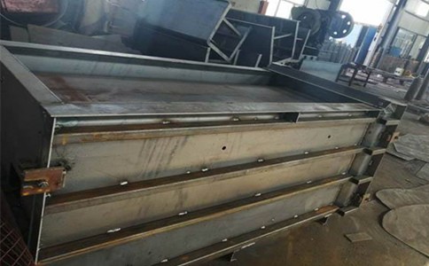 钢模板施工准备工作重点是什么